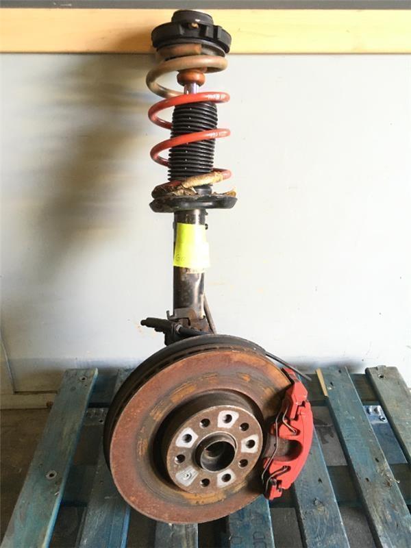 Mangueta derecha VW Golf V