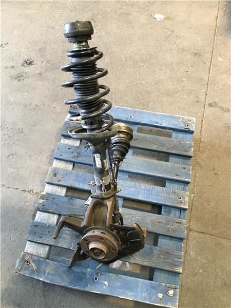 Mangueta izquierda VW Golf IV - 