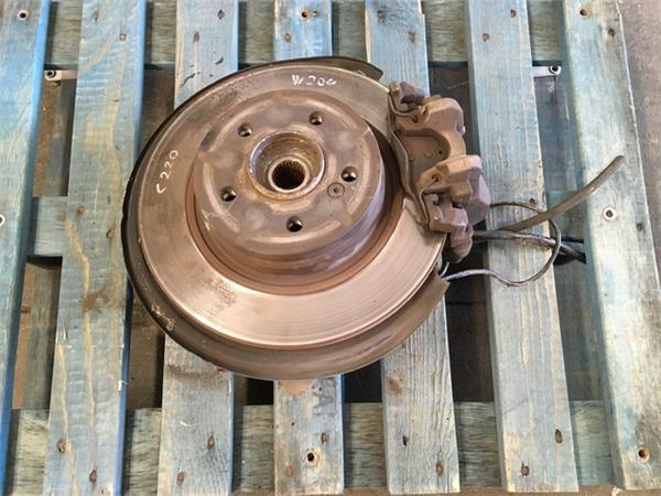 Mangueta trasera izq mercedes w204 - 