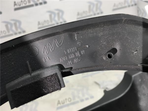 Marco cuadro instrumentos Mercedes a2076
