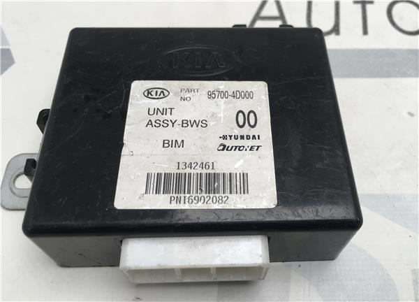 Modulo aparcamiento Kia Carnival II - 957004d000