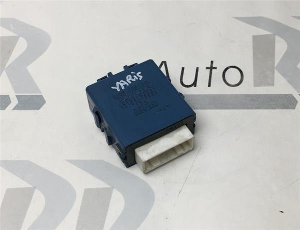 Modulo Cierre Toyota Yaris I - 8598052051