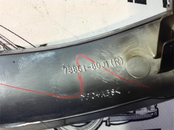 Moldura aluminio derecha suzuki sx4 - 7385280j1