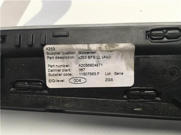 Moldura consola central Mercedes GLC - a2056804871