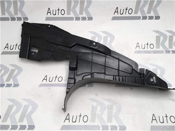 Moldura derecha paso de rueda Bmw 517180