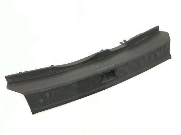 Moldura maletero Mercedes C W204 - a2046900825