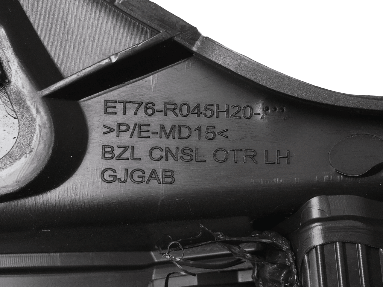 Moldura palanca cambios Ford Transit Courier - et76r045h20