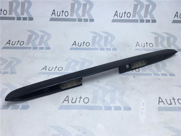 Moldura porton Mercedes ML W163 - AutoRR 1637400093