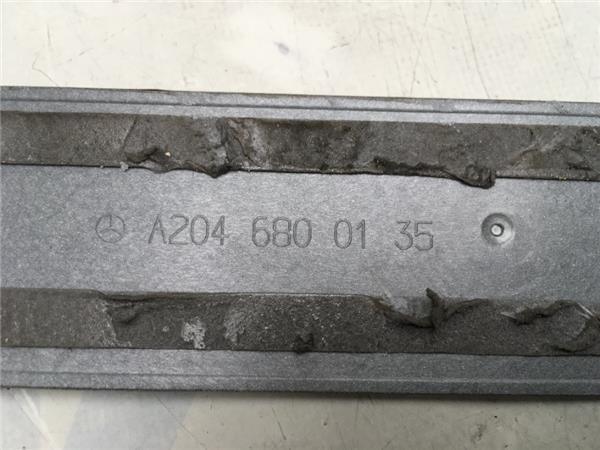 Molduras bajo puerta Mercedes C W204 - A2046800135