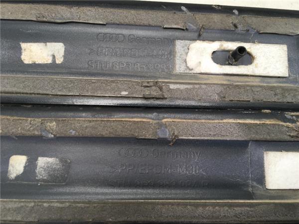 Molduras puertas traseras Audi A3 8P