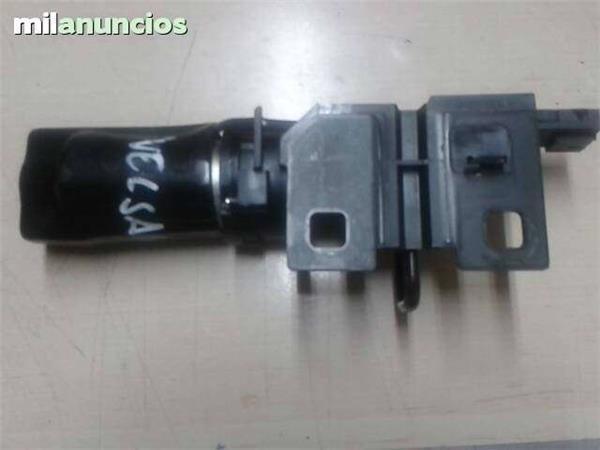 Motor cierre porton trasero vel satis - 82800515