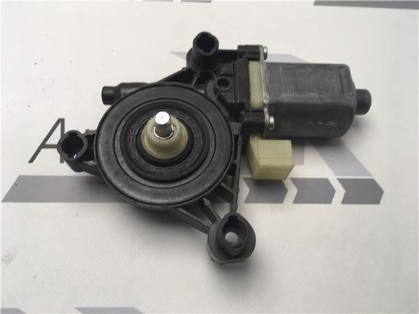 Motor elevalunas dela izq Seat Leon 3 5F - 0130822717