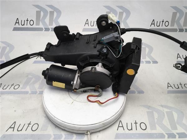 Motor izquierdo corredera Kia Carnival I - 834704d101