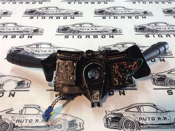 Palancas luces dacia sandero - 8200792584s