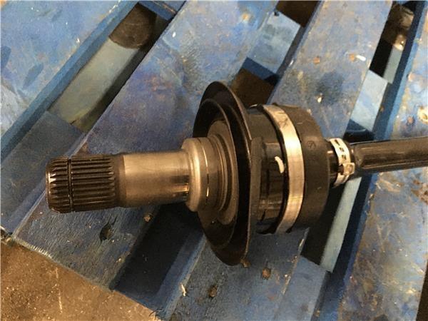 palier trasero izquierdo Bmw X3 G01 - 8679943