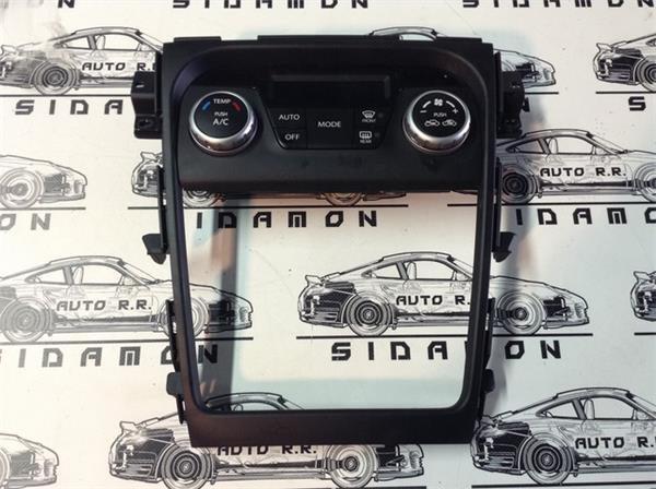 Panel climatizador suzuki sx4 - 3951055l00