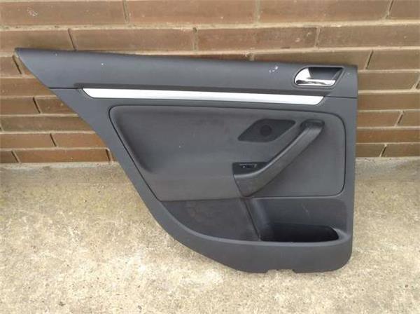 Panel interior trasero izquierdo golf v - 