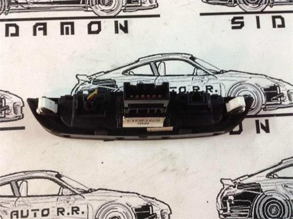 Panel luz emergencia hyundai ix35 - 2s450tan