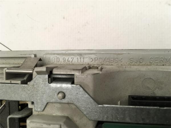 Panel luz interior audi a6 4b c5 - 4b0947111