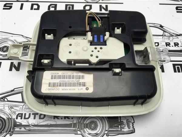 Panel luz interior jeep 1bx26trmaf - 1bx26trmaf