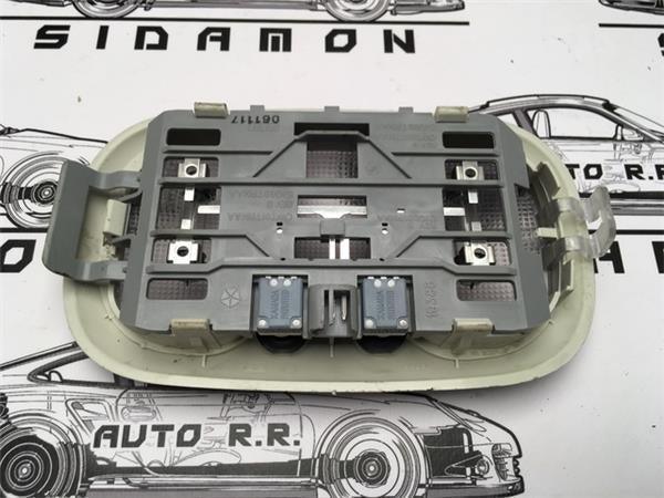 Panel luz interior jeep owt06trmaa - AutoRR owt06trmaa