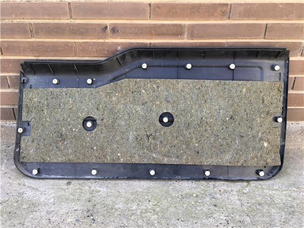 Panel porton trasero Mitsubishi io pinin