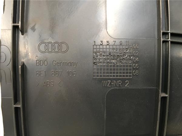 Panel puerta del dcha Audi A4 8E - 8E1867106 _