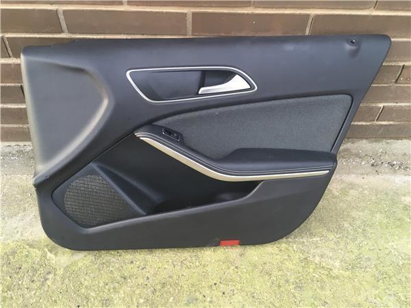 Panel Puerta delantera dch Mercedes W176 - 