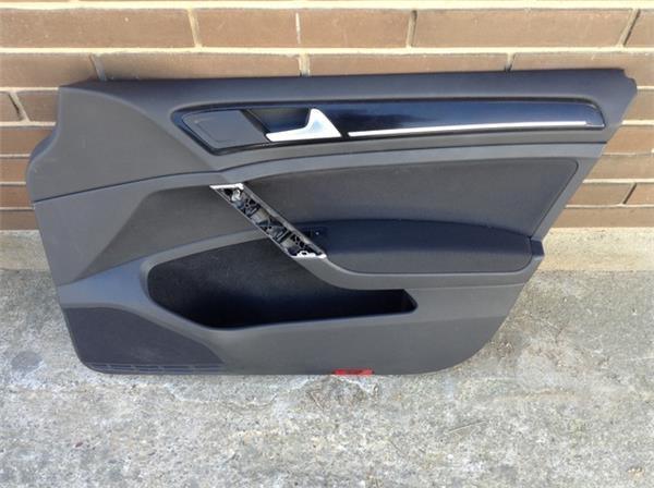 Panel puerta delantera derecha golf vii - 