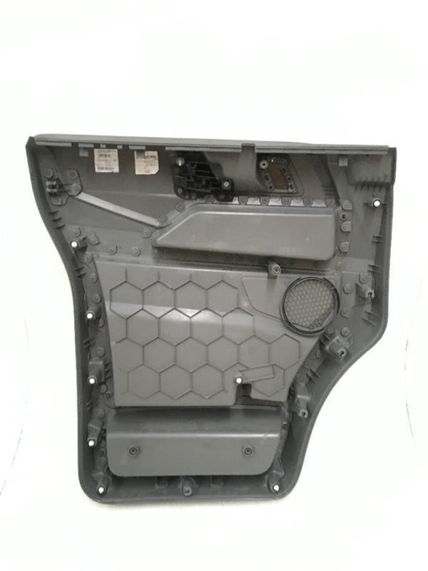 Panel puerta derecha VW Crafter II - AutoRR 7c0867104