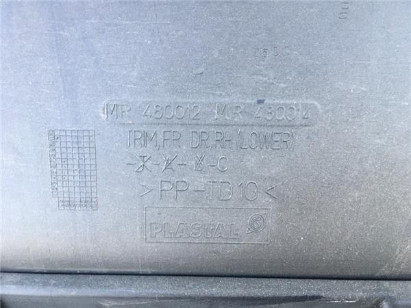 Panel puerta derecho Mitsubishi IO Pinin - mr480012