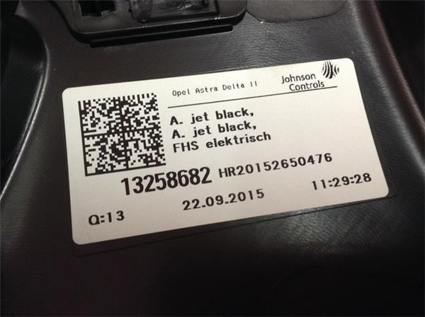 Panel puerta trasera derecha astra j - 13258682