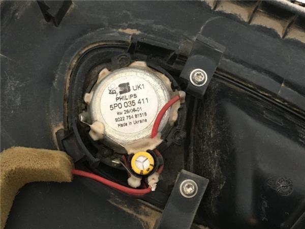 Panel puerta trasera izq Seat Leon 1P - 1p0867115