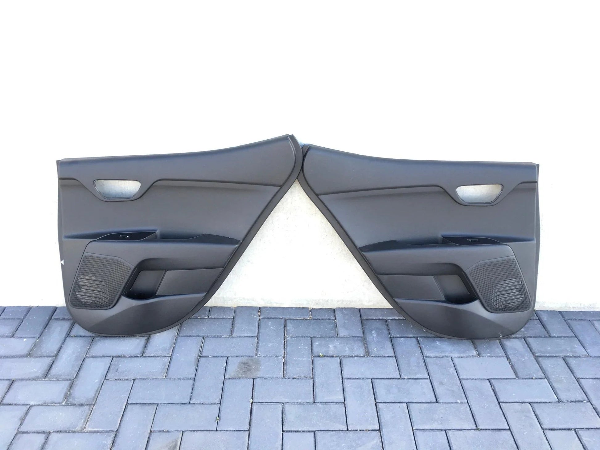 Paneles puerta Kia Stonic