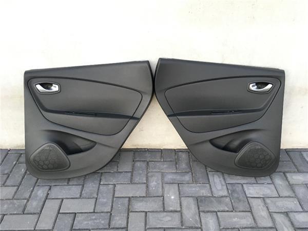 Paneles puerta Renault Captur