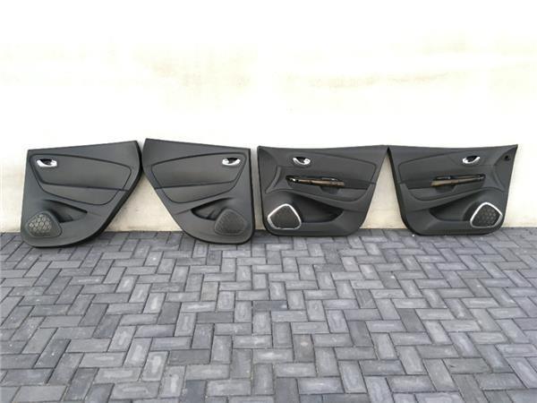 Paneles puerta Renault Captur - 156067371