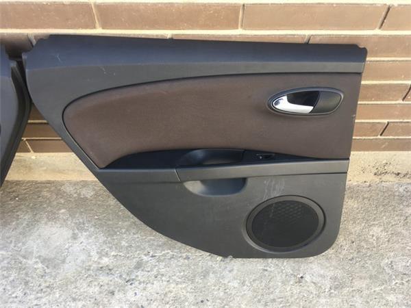 Paneles puerta seat leon 2 - 