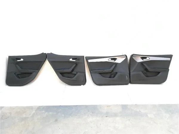 Paneles puerta Seat Leon IV KL