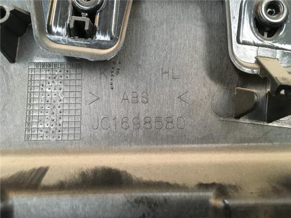 Paneles puertas Mercedes E W212