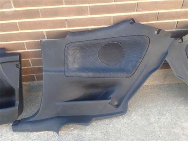 Paneles puertas peugeot 207 - 