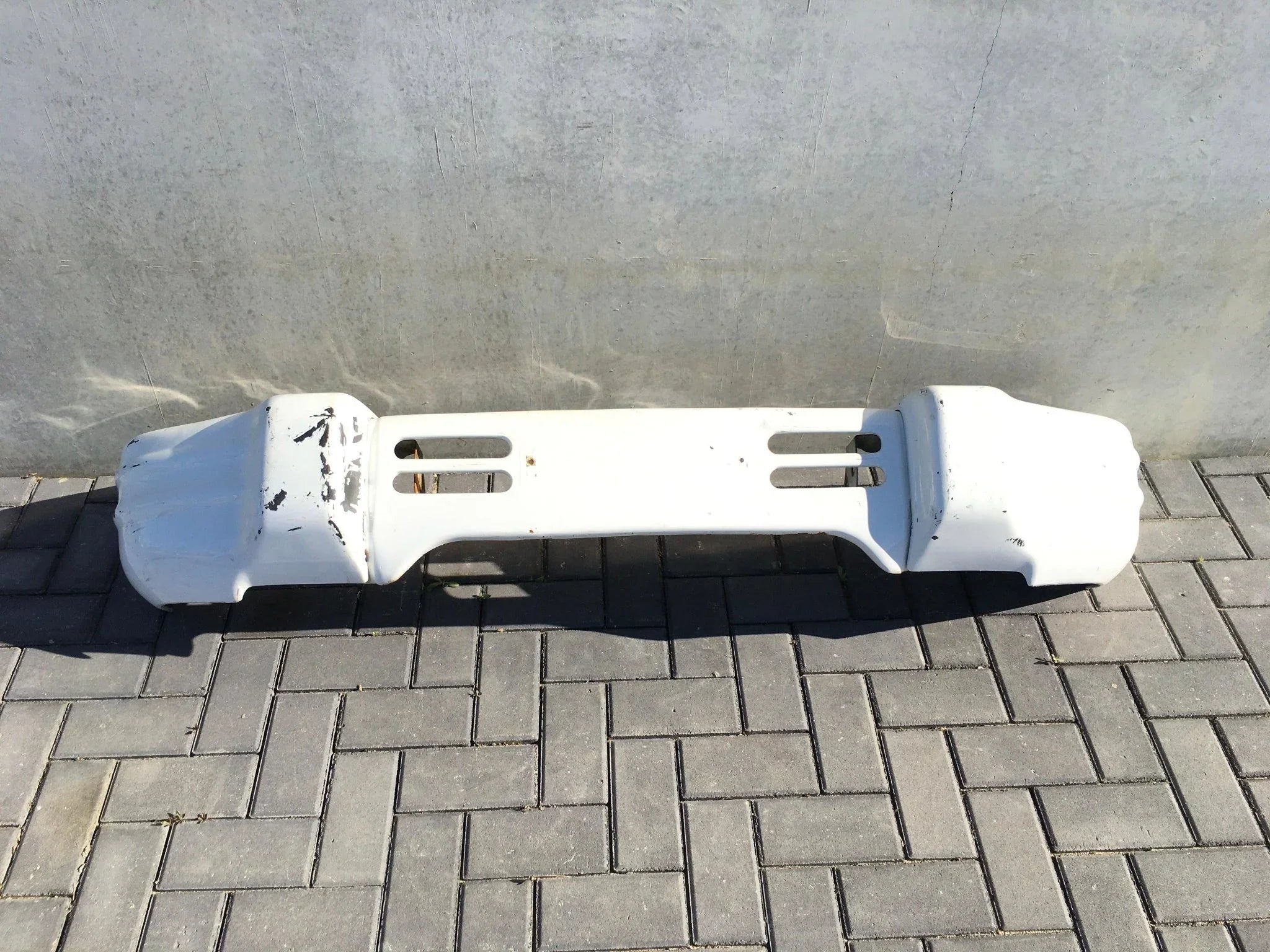 Paragolpes delantero Hyundai Galloper 2