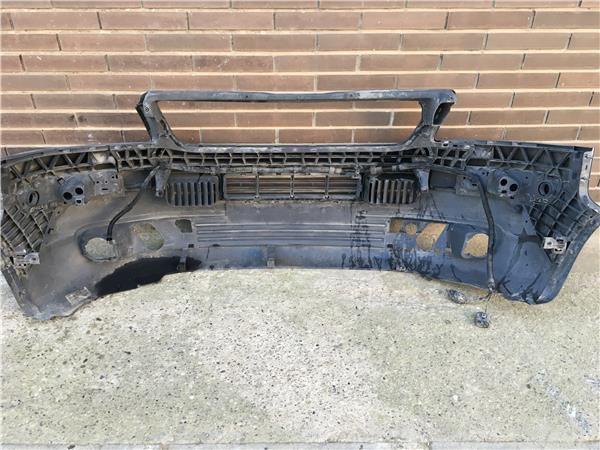 Paragolpes delantero VW Transporter T5 - 