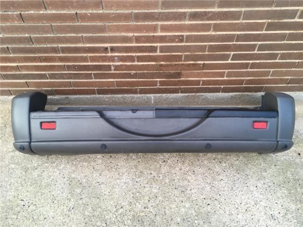 Paragolpes trasero Jeep Cherokee KJ
