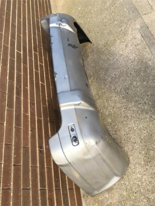 Paragolpes trasero Jeep Grand cherokee W