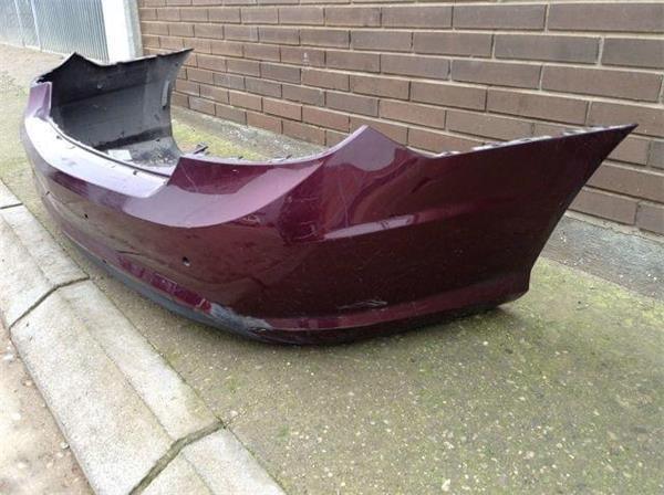 Paragolpes trasero mercedes clase e c207 - 