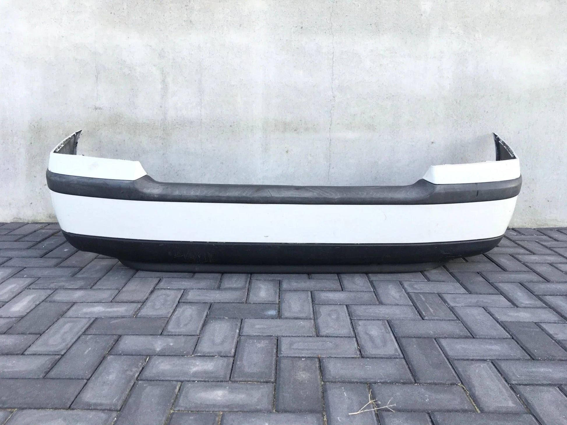Paragolpes trasero Volvo S60 9484004