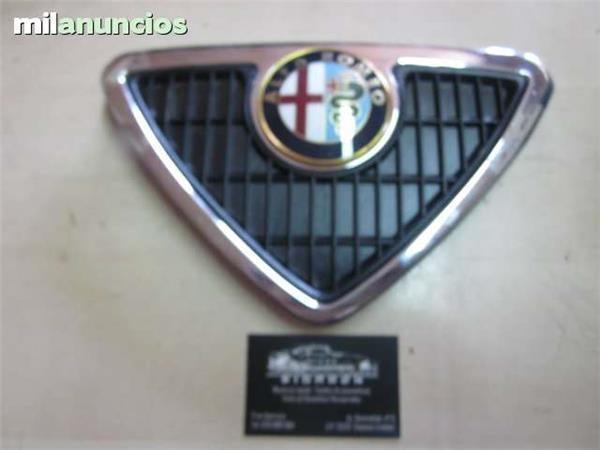 Parrilla escudo alfa romeo 147 - 