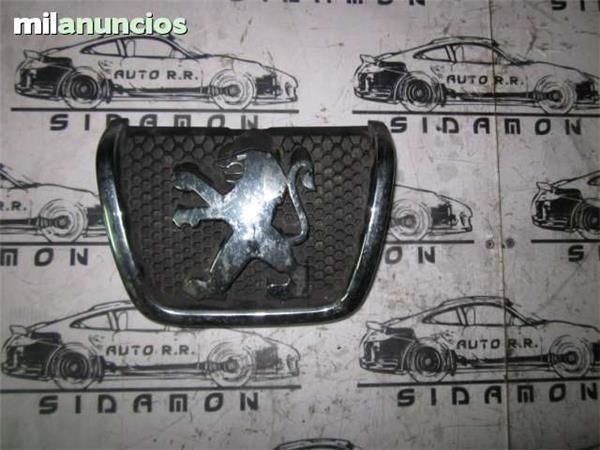 Parrilla peugeot partner - 9644759077