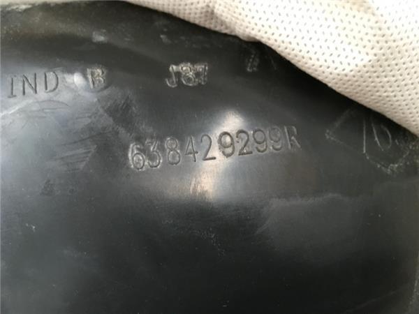 Paso rueda delantero derecho Renault Cap