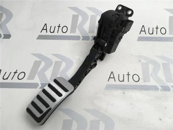 pedal acelerador Volvo C30